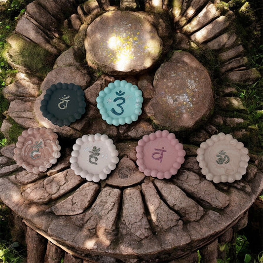 vide poche bubble 7 chakras en Jesmonite