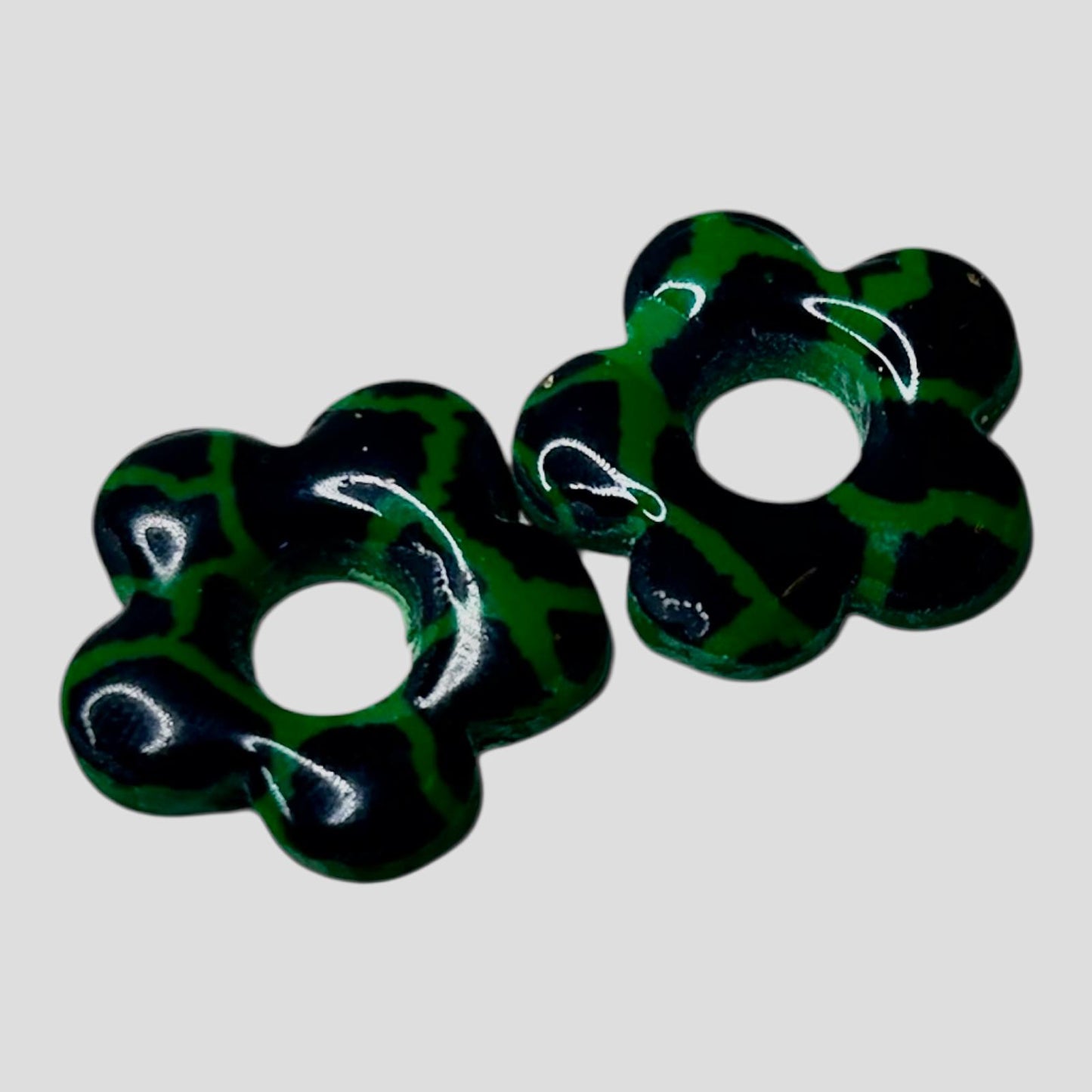 Pampilles interchangeables : 5 pétales ( argile polymère)