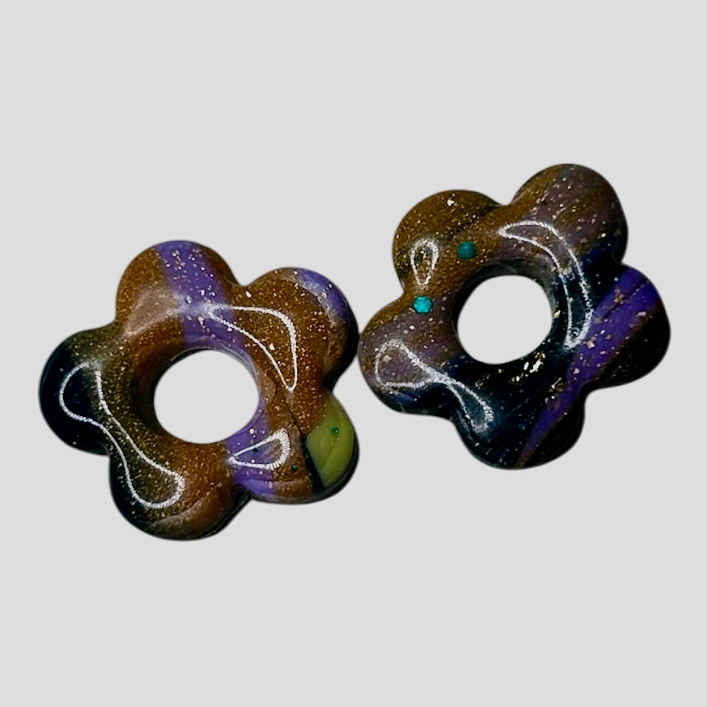 Pampilles interchangeables : 5 pétales ( argile polymère)